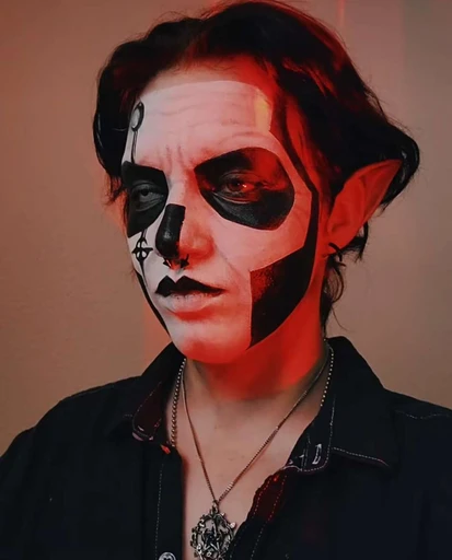 Terzo Emeritus [👻]'s avatar