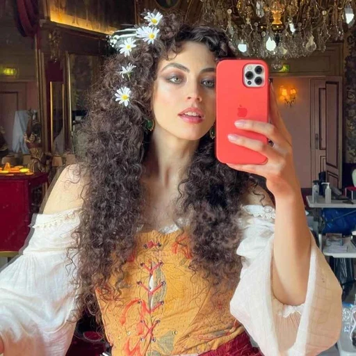 Síle [She-la]⭑ 🩷's avatar