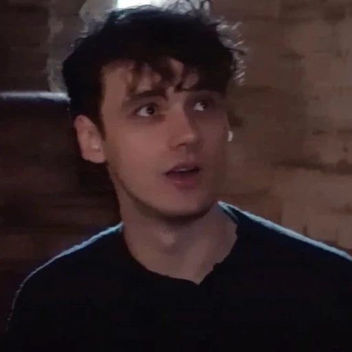 •Zombur{He/It}•'s avatar