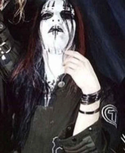 Disasterpiece [👻]'s avatar