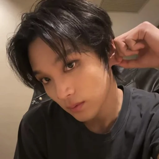 ✿    haechan    𖹭    .    he they's avatar