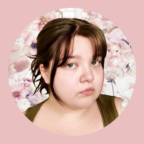 Cassie . . . ♡'s avatar