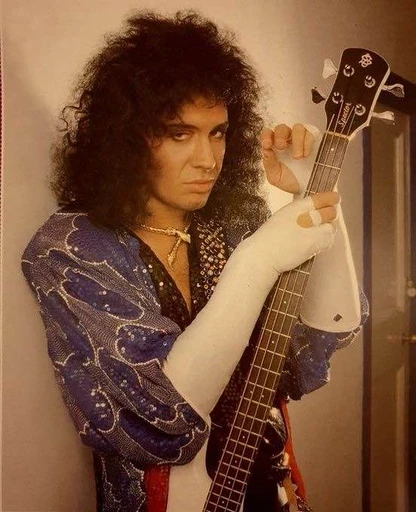 ⭒﹕ ◟ Domino ◝． ⋆ ⭒'s avatar