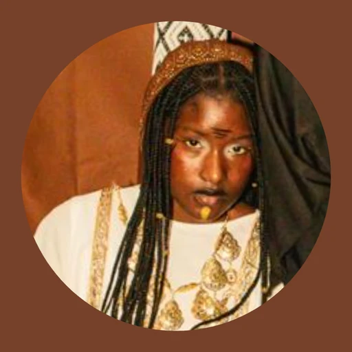 { amaré... ᓚᘏᗢ 🏺}'s avatar