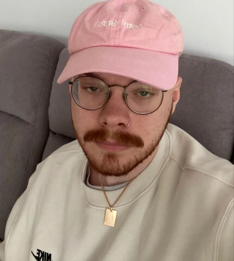 Aksel's avatar