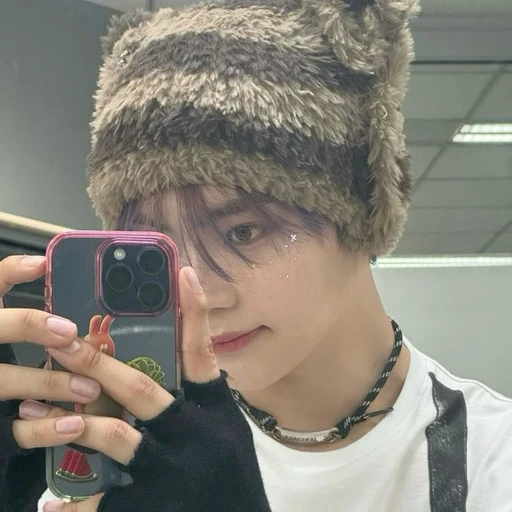 ✿    gunwook    𖹭    .    they them's avatar