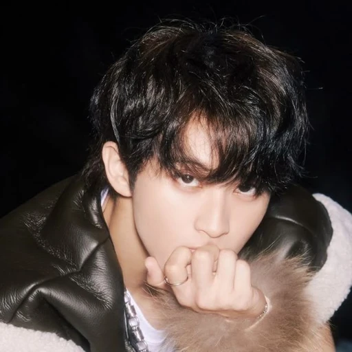 ✿    mark / minhyung    𖹭    .    he ve's avatar