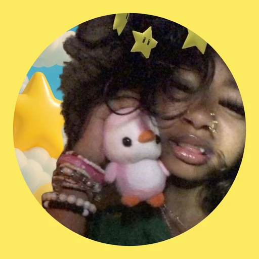 ZARiAH !! 🍼⭐'s avatar