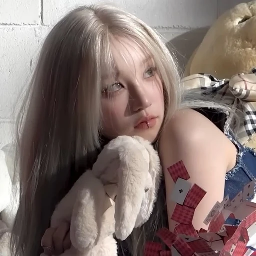 ✿    yuqi    𖹭    .    she they him's avatar