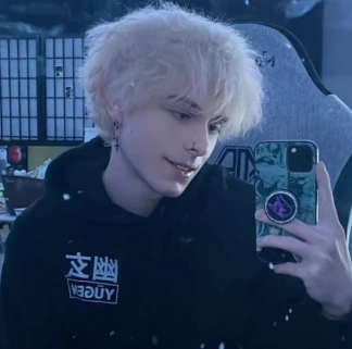 ✿    arny birlap  𖹭    .    he xe's avatar