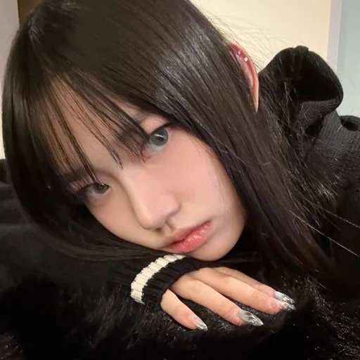 ⭒ kim sooin ⁈ » they . paw's avatar