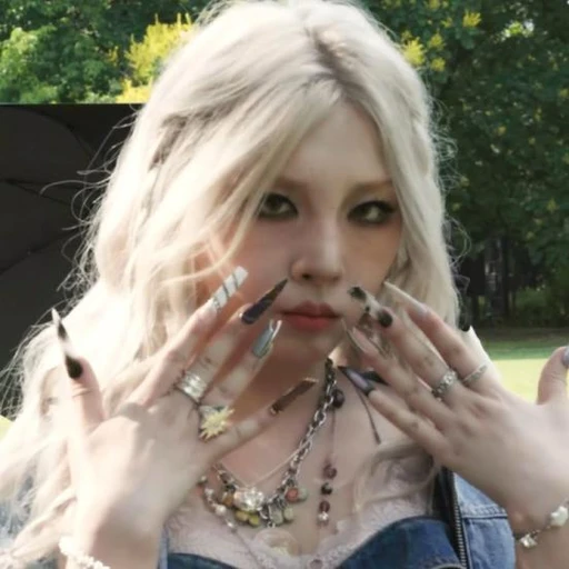 ✿    jiwoo    𖹭    .    she any's avatar