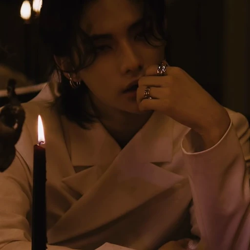 ✿    hyunjin    𖹭    .    they it him's avatar