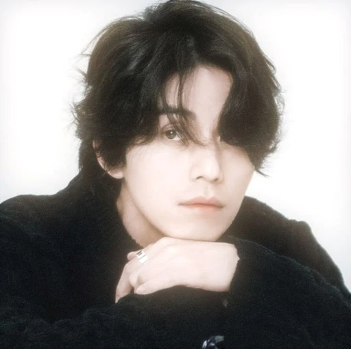 ✿    lee dongwook    𖹭    .    he they's avatar