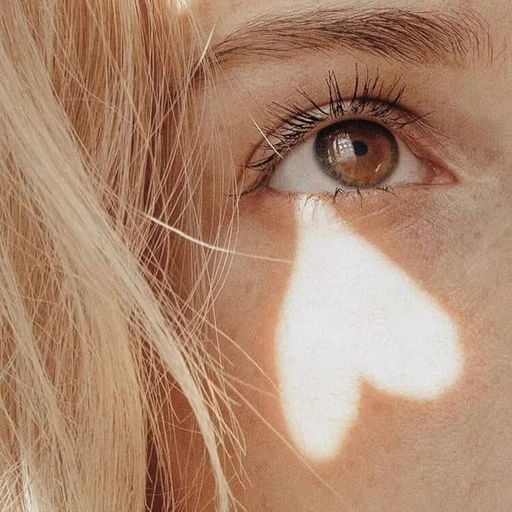 Nicole's avatar