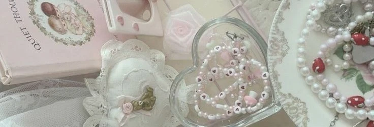 Cassie . . . ♡'s banner