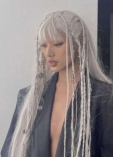 Akira⭑ 💛's avatar