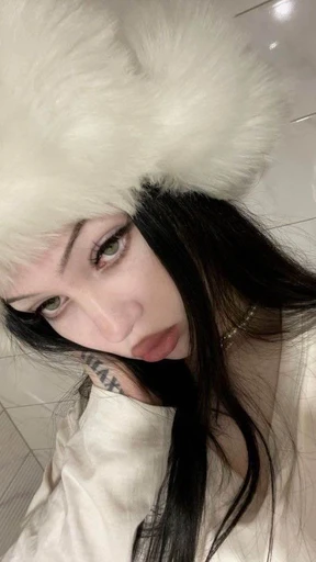 • [🇷🇺💥] • Viktoriya • {She/Her} • “Русская девушка <3” •'s avatar