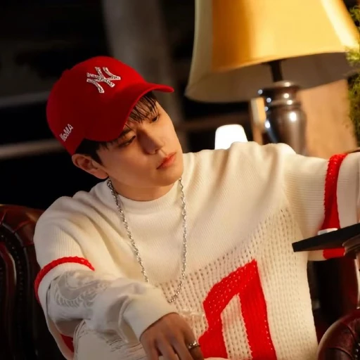 seung   ₒᵣ    seungmin     •     he water it they's avatar