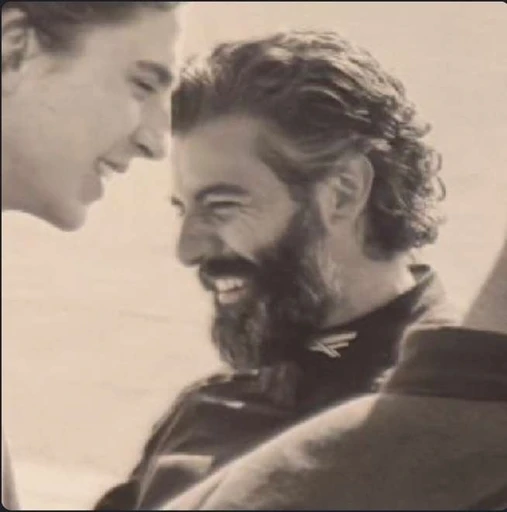 Papa⭑ 🧔🏽's avatar