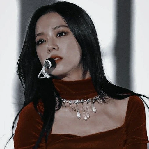 ✿    kim jisoo    𖹭    .    she they xyz's avatar