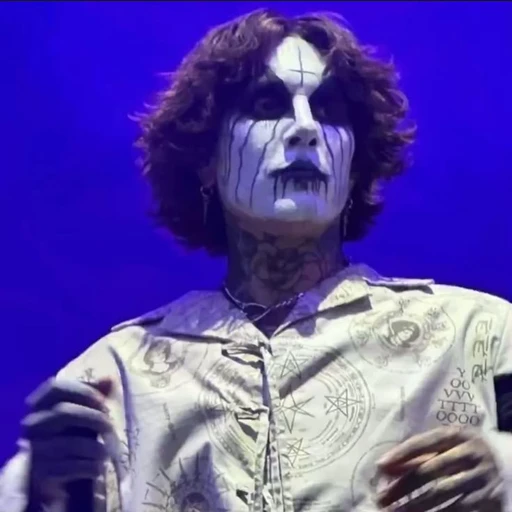 ✿    oliver sykes    𖹭    .    it ze goth ❞'s avatar