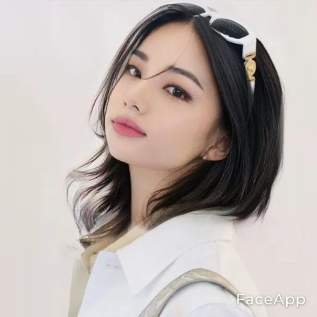 𖤐 hyuni !? ⌁ she . zir's avatar