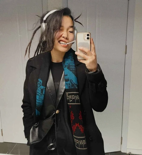 Khas⭑ ♟️'s avatar