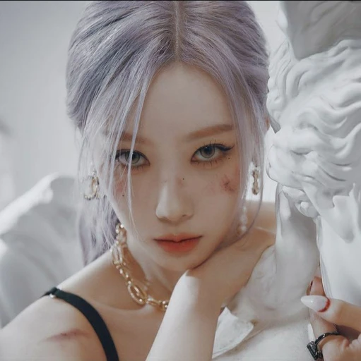 ✿    handong    𖹭    .    she they's avatar