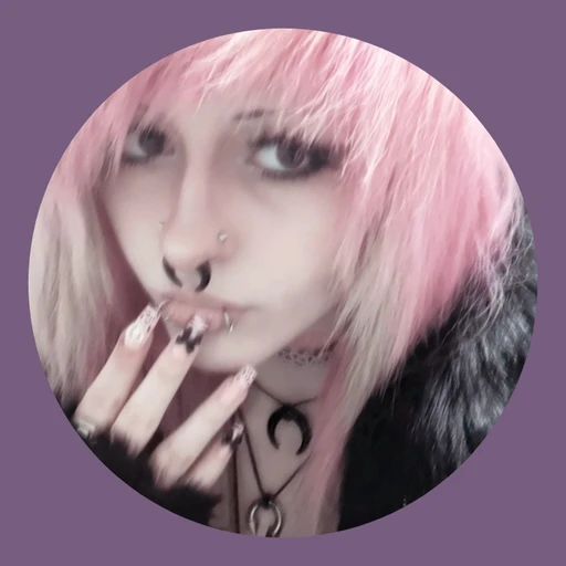 Lynette/Lydia/Lyric 🤘🏻🩷's avatar