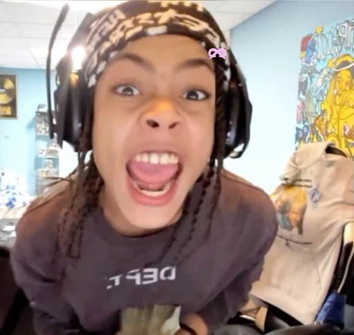 ~SUGARHILLDDOT~{He/him}bro whaaaat-💀's avatar