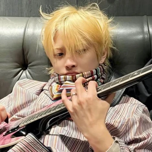 ✿    hongjoong    𖹭    .    he any's avatar
