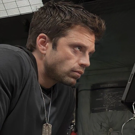 Bucky Barnes⭑ 🦾's avatar